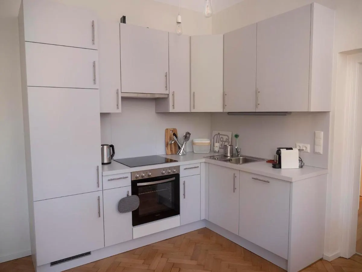 Apartment Red Flat By Grazrentals Direct By University & Free Parking
